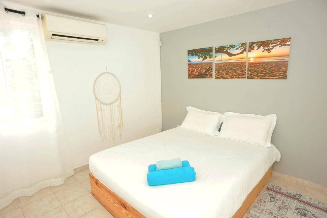 The Beach House - West Coast Mauritius Рівьєр-Нуар Екстер'єр фото