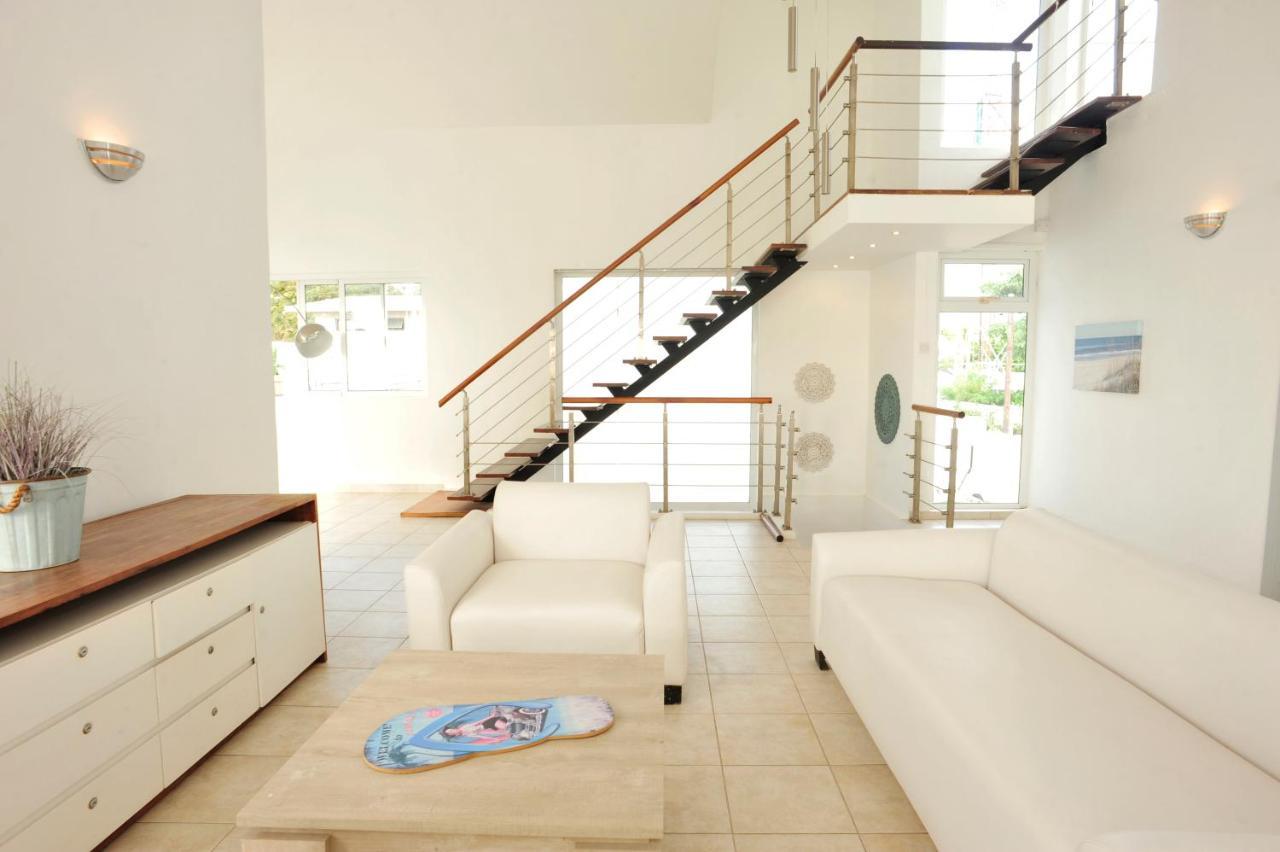 The Beach House - West Coast Mauritius Рівьєр-Нуар Екстер'єр фото